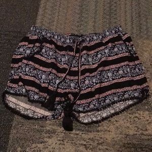 Printed soft shorts